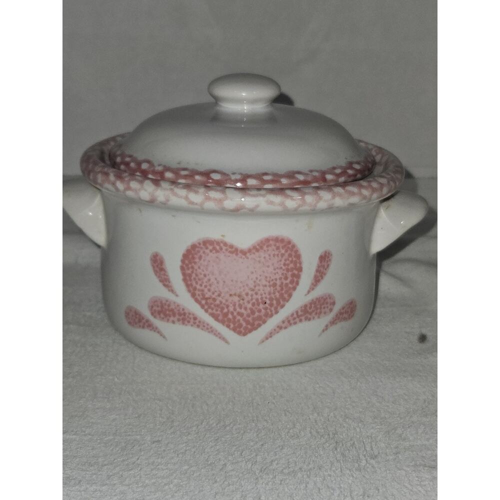 Stoneware Small Serving Casserole Dish Or Sugar Bowl 1 Pint Pink Heart